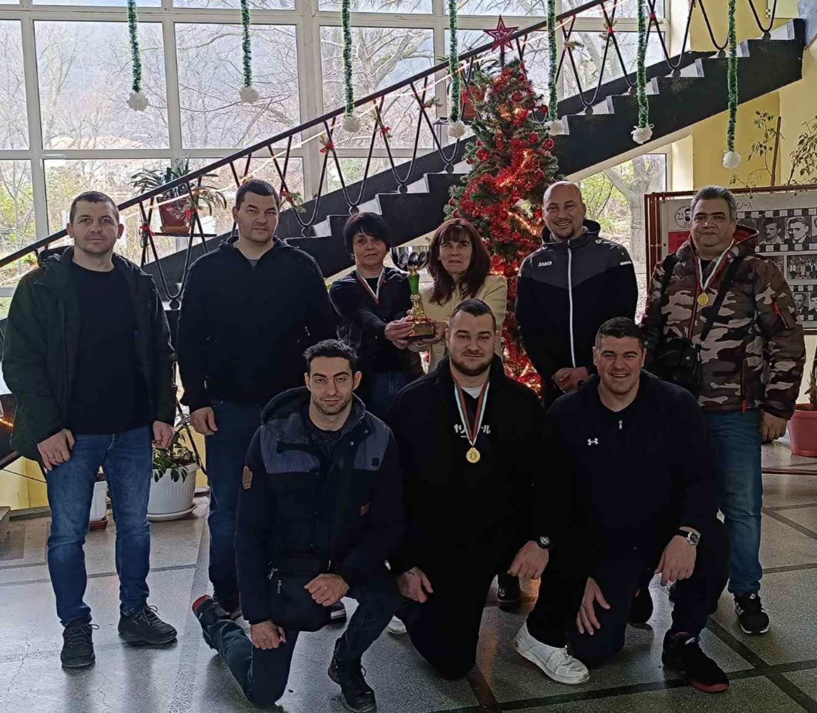 Коледен турнир по волейбол между учители